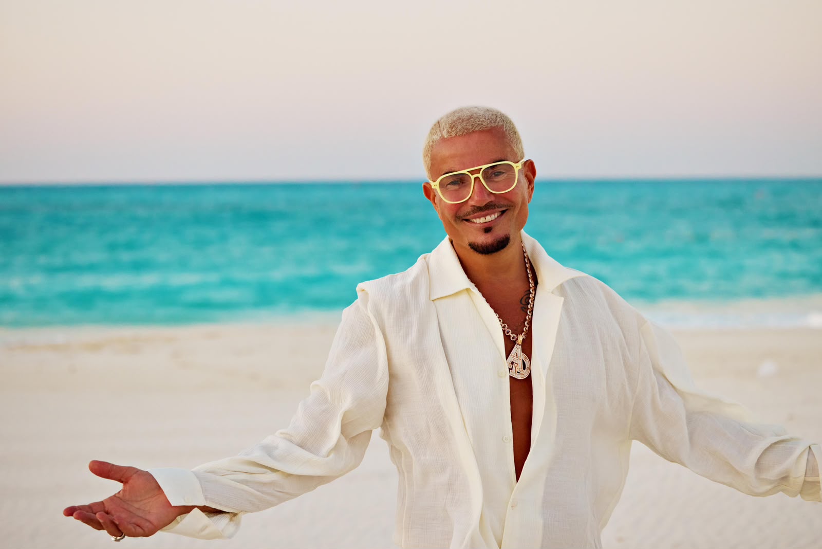 عمرو دياب poster